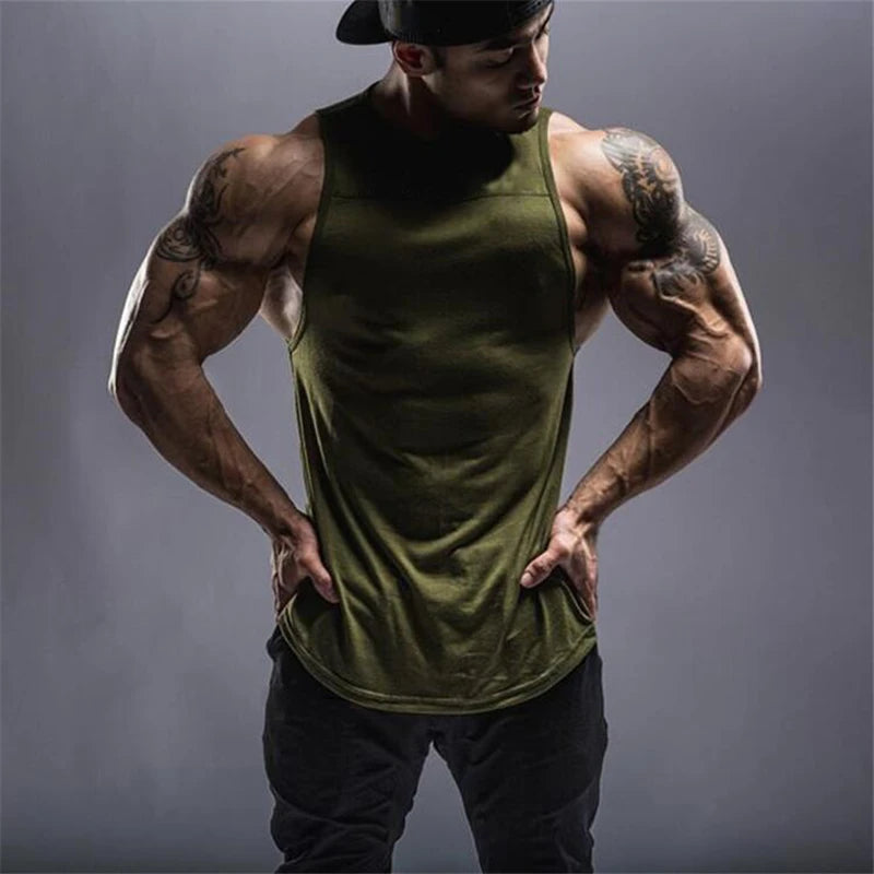 https://ae01.alicdn.com/kf/HTB1mO7eaEvrK1RjSspcq6zzSXXai/Camiseta-esportiva-sem-mangas-masculina-para-corrida-academia-e-muscula-o.jpg